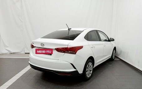 Hyundai Solaris II рестайлинг, 2021 год, 1 557 000 рублей, 5 фотография