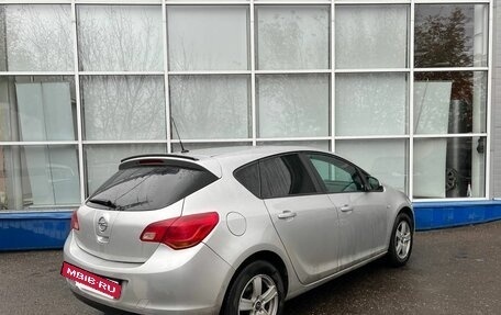 Opel Astra J, 2012 год, 720 000 рублей, 3 фотография