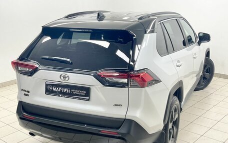 Toyota RAV4, 2020 год, 4 250 000 рублей, 9 фотография