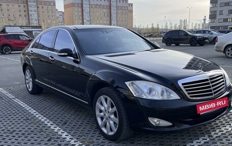 Mercedes-Benz S-Класс, 2007 год, 2 000 000 рублей, 40 фотография