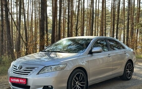 Toyota Camry, 2008 год, 1 280 000 рублей, 1 фотография