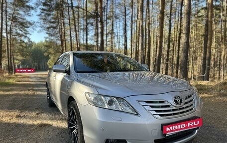 Toyota Camry, 2008 год, 1 280 000 рублей, 26 фотография