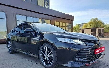 Toyota Camry, 2020 год, 3 050 000 рублей, 4 фотография