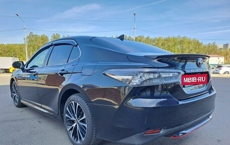 Toyota Camry, 2020 год, 3 050 000 рублей, 7 фотография