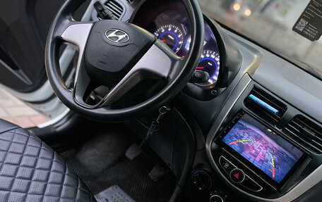 Hyundai Solaris II рестайлинг, 2014 год, 820 000 рублей, 7 фотография