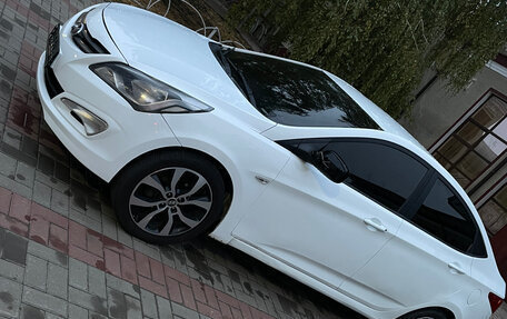 Hyundai Solaris II рестайлинг, 2014 год, 820 000 рублей, 6 фотография