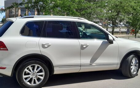 Volkswagen Touareg III, 2011 год, 2 450 000 рублей, 10 фотография