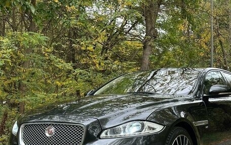 Jaguar XJ IV (X351), 2014 год, 2 640 000 рублей, 2 фотография