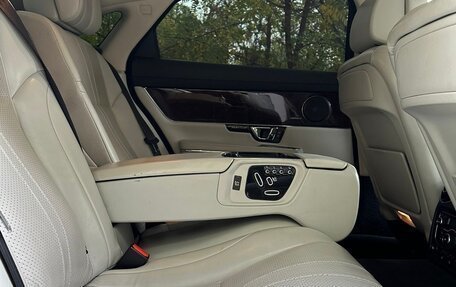 Jaguar XJ IV (X351), 2014 год, 2 640 000 рублей, 15 фотография