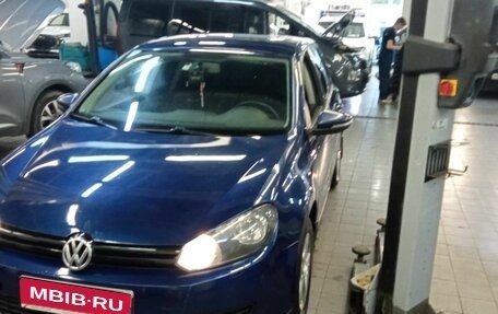 Volkswagen Golf VI, 2011 год, 700 000 рублей, 1 фотография