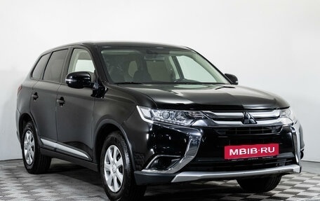 Mitsubishi Outlander III рестайлинг 3, 2017 год, 1 999 000 рублей, 3 фотография