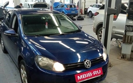 Volkswagen Golf VI, 2011 год, 700 000 рублей, 2 фотография