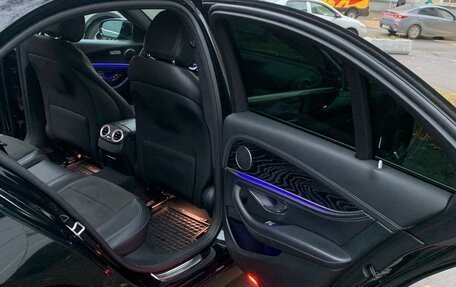 Mercedes-Benz E-Класс, 2019 год, 3 160 000 рублей, 13 фотография