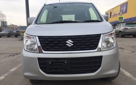 Suzuki Wagon R V, 2016 год, 695 000 рублей, 14 фотография