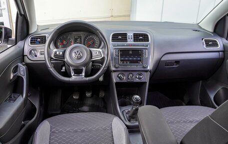 Volkswagen Polo VI (EU Market), 2019 год, 1 320 000 рублей, 6 фотография