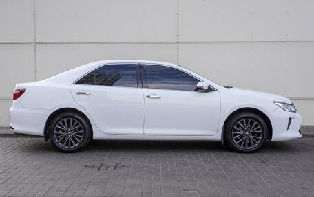 Toyota Camry, 2015 год, 2 460 000 рублей, 5 фотография