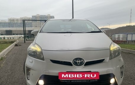 Toyota Prius, 2012 год, 1 340 000 рублей, 3 фотография