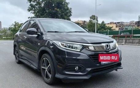 Honda Vezel, 2020 год, 1 630 000 рублей, 4 фотография