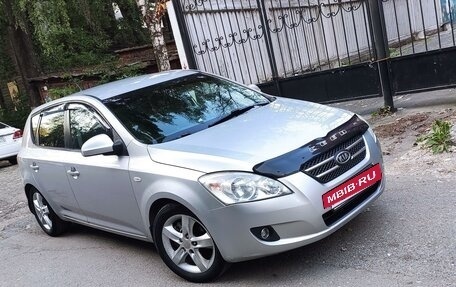 KIA cee'd I рестайлинг, 2007 год, 670 000 рублей, 2 фотография