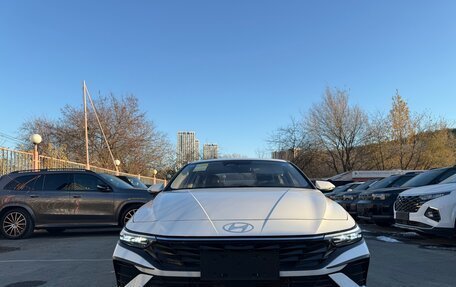 Hyundai Elantra, 2024 год, 2 550 000 рублей, 8 фотография