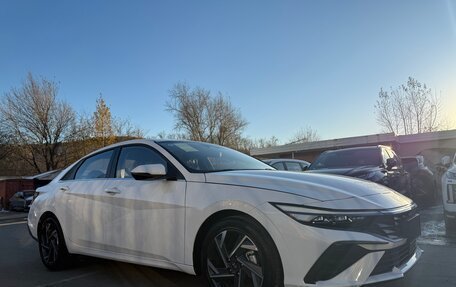 Hyundai Elantra, 2024 год, 2 550 000 рублей, 7 фотография