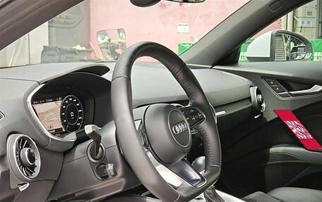 Audi TT, 2017 год, 2 255 555 рублей, 9 фотография