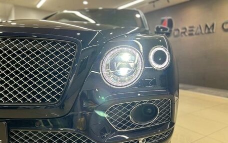 Bentley Bentayga I, 2017 год, 11 000 199 рублей, 17 фотография