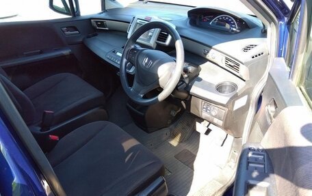 Honda Freed I, 2013 год, 875 000 рублей, 14 фотография