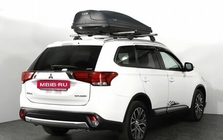 Mitsubishi Outlander III рестайлинг 3, 2015 год, 2 205 000 рублей, 3 фотография