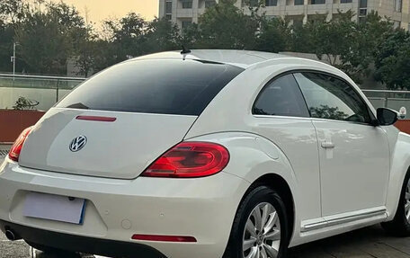 Volkswagen Beetle, 2016 год, 2 000 000 рублей, 2 фотография