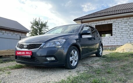 KIA cee'd I рестайлинг, 2010 год, 930 000 рублей, 3 фотография