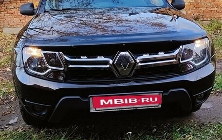 Renault Duster I рестайлинг, 2017 год, 1 500 000 рублей, 2 фотография