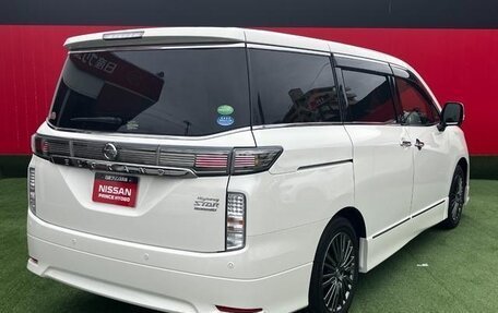 Nissan Elgrand III, 2021 год, 3 290 000 рублей, 4 фотография