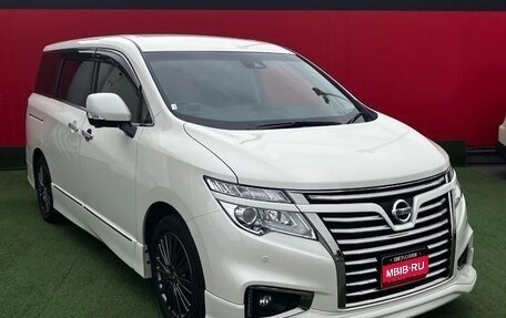 Nissan Elgrand III, 2021 год, 3 290 000 рублей, 1 фотография