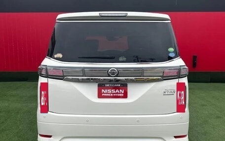 Nissan Elgrand III, 2021 год, 3 290 000 рублей, 5 фотография