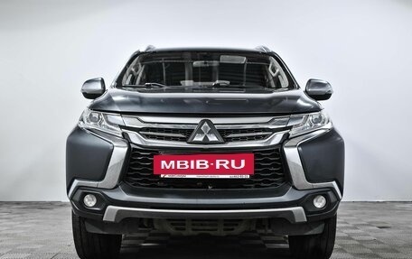 Mitsubishi Pajero Sport III рестайлинг, 2019 год, 2 720 000 рублей, 2 фотография