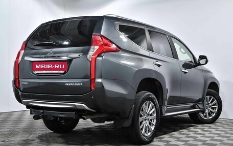 Mitsubishi Pajero Sport III рестайлинг, 2019 год, 2 720 000 рублей, 4 фотография