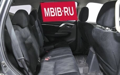 Mitsubishi Pajero Sport III рестайлинг, 2019 год, 2 720 000 рублей, 15 фотография