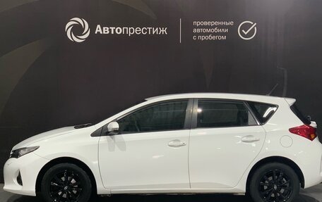 Toyota Auris II, 2013 год, 1 370 000 рублей, 4 фотография