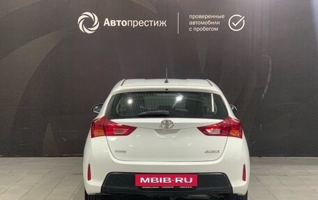 Toyota Auris II, 2013 год, 1 370 000 рублей, 7 фотография