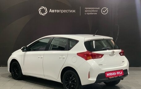 Toyota Auris II, 2013 год, 1 370 000 рублей, 8 фотография