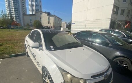 Chevrolet Cruze II, 2011 год, 650 000 рублей, 4 фотография