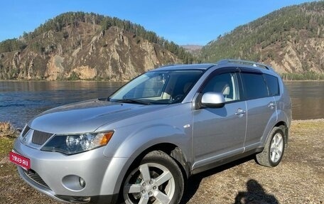 Mitsubishi Outlander III рестайлинг 3, 2008 год, 1 250 000 рублей, 1 фотография