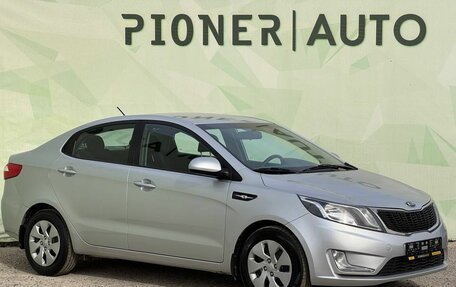 KIA Rio III рестайлинг, 2013 год, 899 000 рублей, 3 фотография