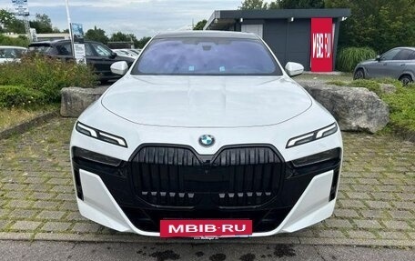 BMW 7 серия, 2024 год, 18 400 000 рублей, 2 фотография