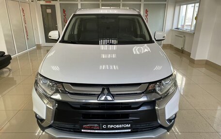 Mitsubishi Outlander III рестайлинг 3, 2017 год, 2 149 999 рублей, 3 фотография