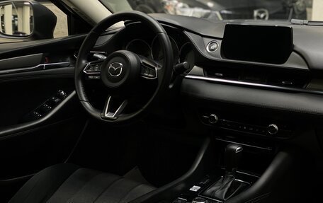 Mazda 6, 2019 год, 2 150 000 рублей, 33 фотография