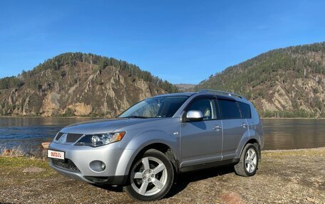 Mitsubishi Outlander III рестайлинг 3, 2008 год, 1 250 000 рублей, 12 фотография