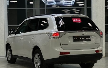 Mitsubishi Outlander III рестайлинг 3, 2012 год, 1 499 999 рублей, 22 фотография