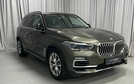 BMW X5, 2019 год, 7 400 000 рублей, 2 фотография